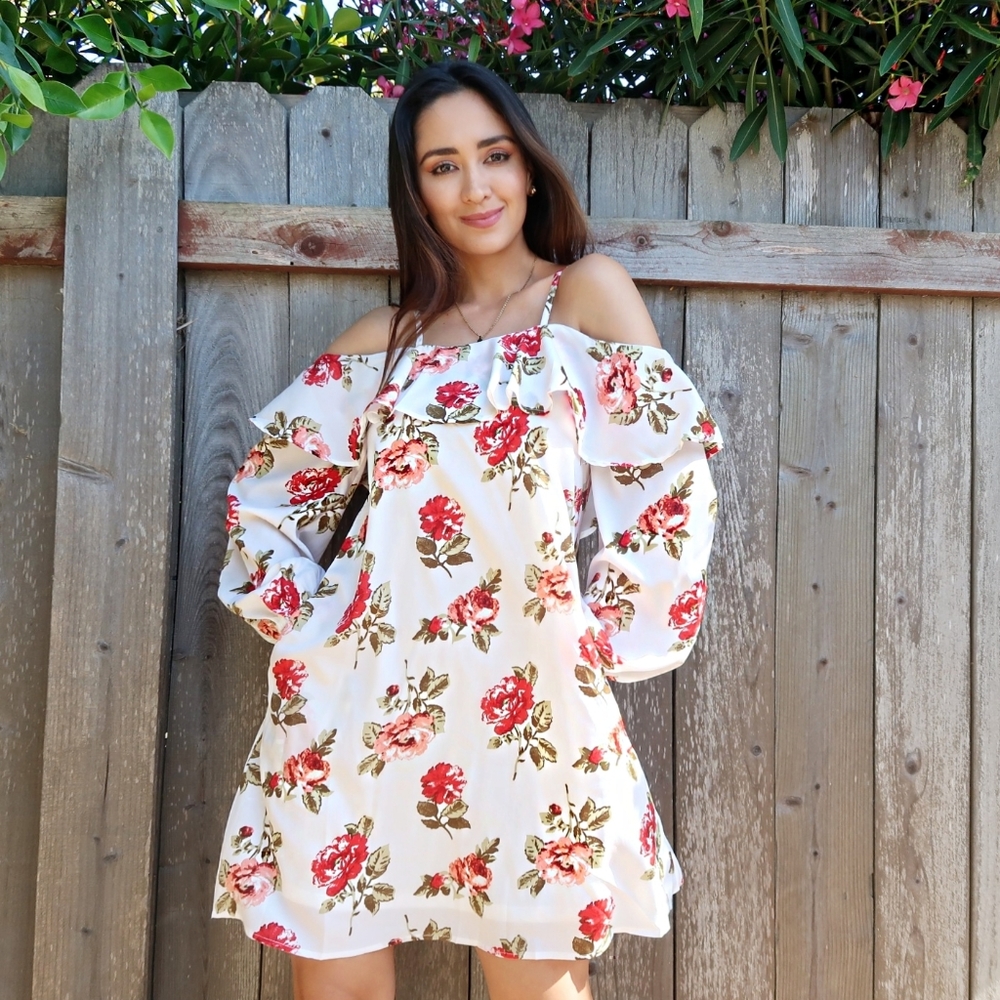 🚨 NEW 🚨 IVORY FLORAL DRESS ❤